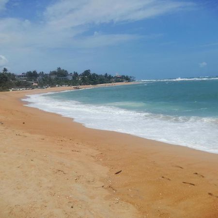 Rainbowswell Beach Resort Unawatuna Exterior foto