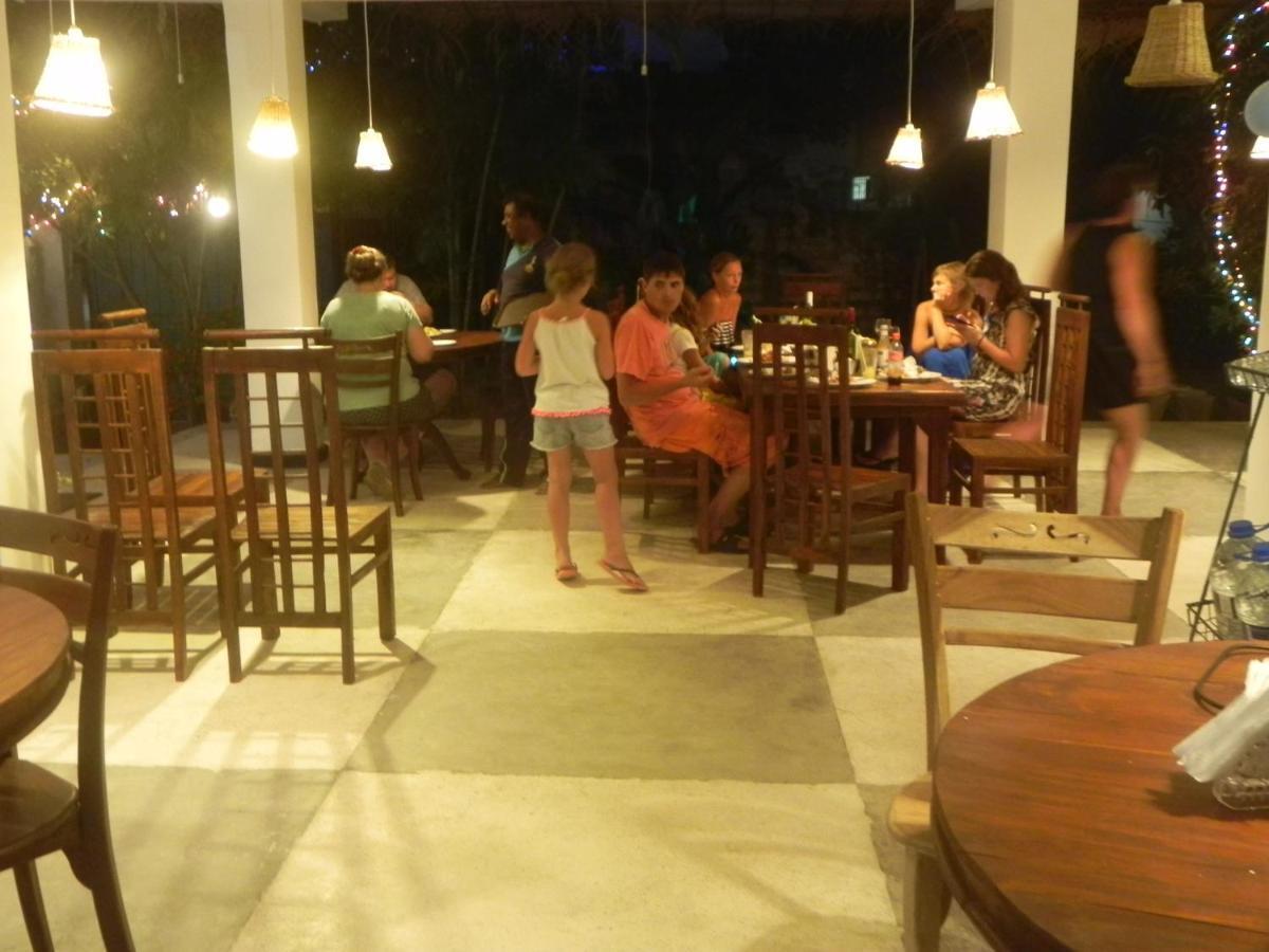 Rainbowswell Beach Resort Unawatuna Exterior foto